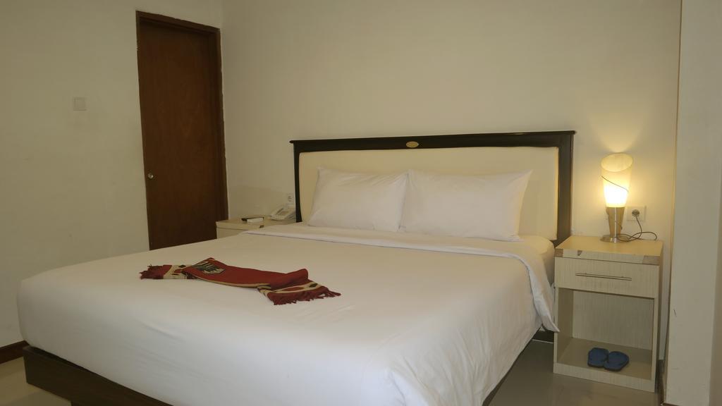 Ion Hotel Padang  Exterior photo